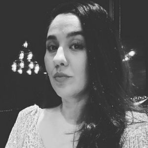 Meet your Posher, Mirna